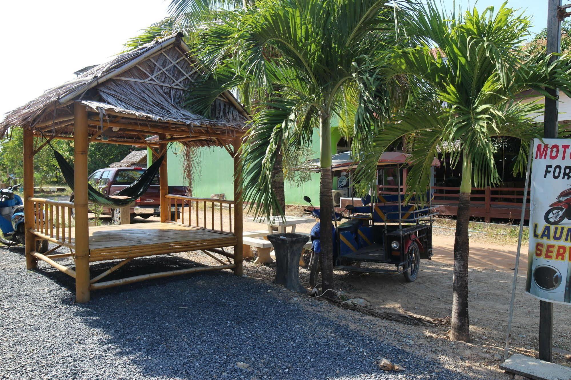 Zam Zam House Apartment Koh Lanta Exterior photo